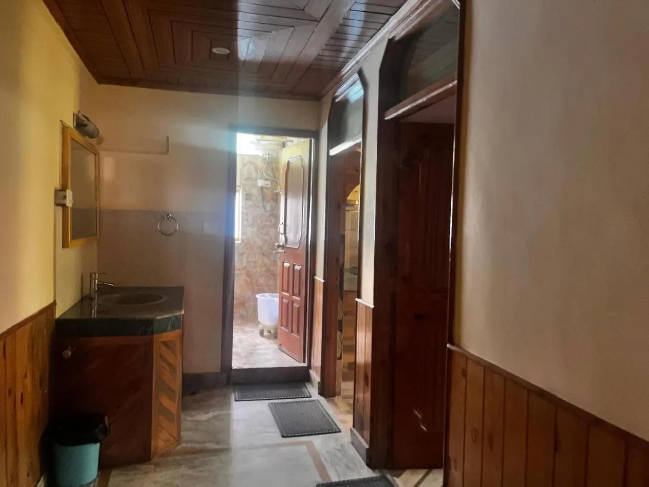 فندق Selfie Roll Guest House مونار